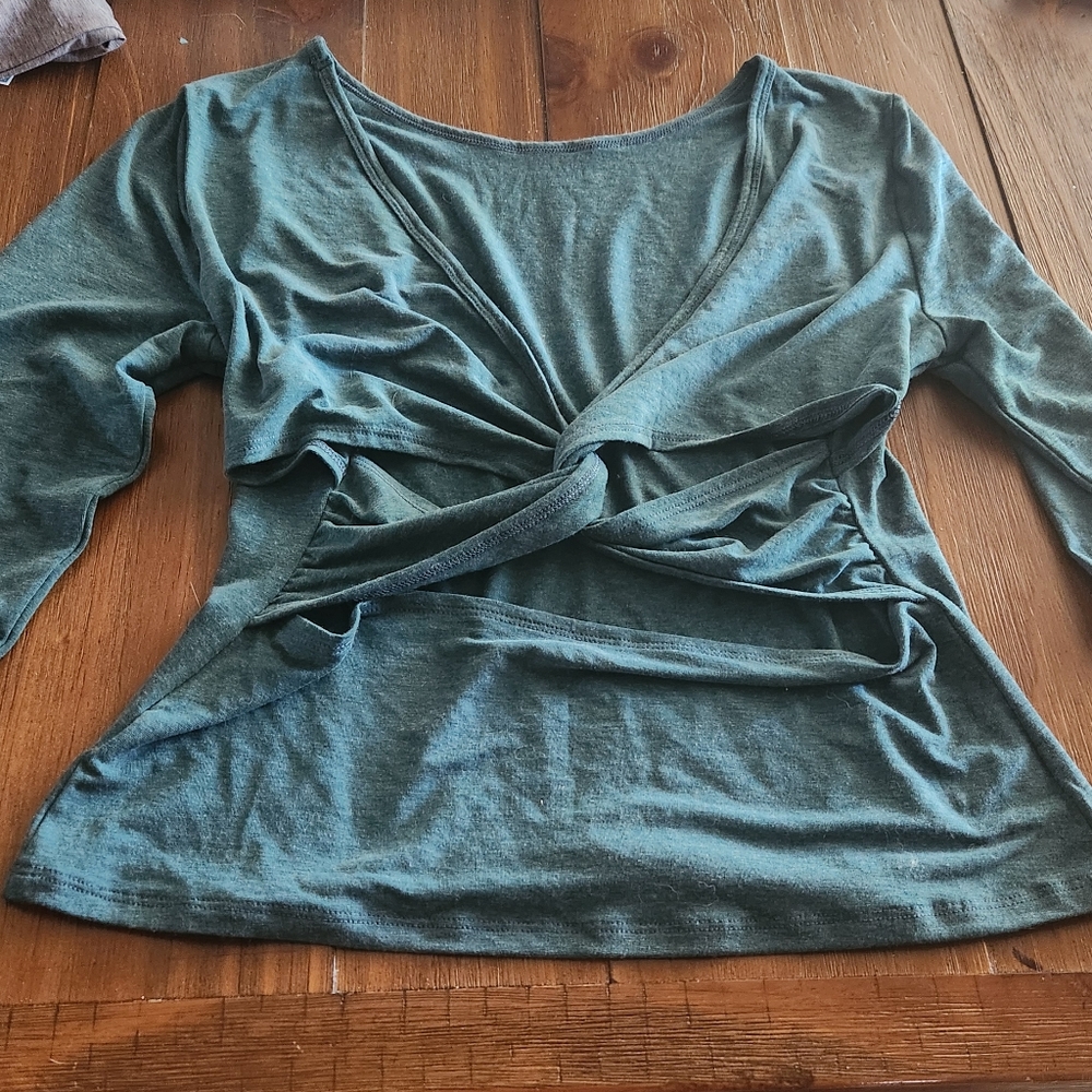 GAP NWOT Open Back, Medium